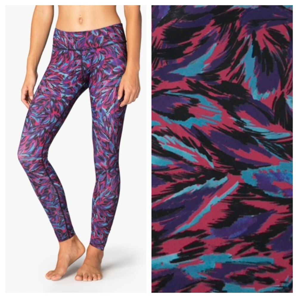 Beyond Yoga Leggings Small Brushwork Print 28" Inseam‎